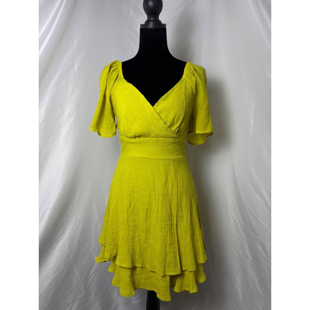 AUW Mini Dress Womens Size M Yellow  Flutter Sleeve Tiered Boho V-Neck